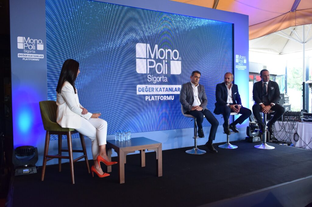 İŞ İNSANLARI DEĞER KATANLAR PLATFORMU”NUN İLK ETKİNLİĞİNDE BULUŞTU