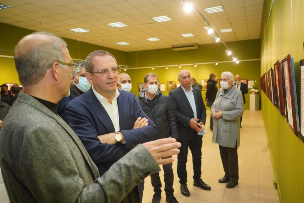 AYVALIK’TAN PORTRELER VE İZLER