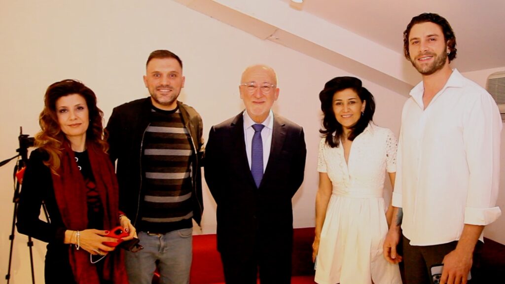 “Meta Akkuş’un yönetmen ve yapımcılığını üstlendiği “Bir Dilek Tut” Filmi 8 Nisan’da sinemalarda