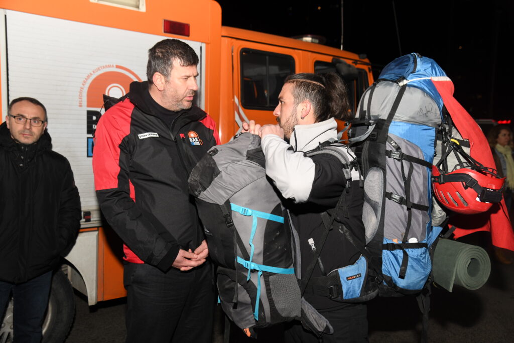 BAK KADIKÖY GÖREVİNİ TAMAMLAYARAK AFET BÖLGESİNDEN DÖNDÜ