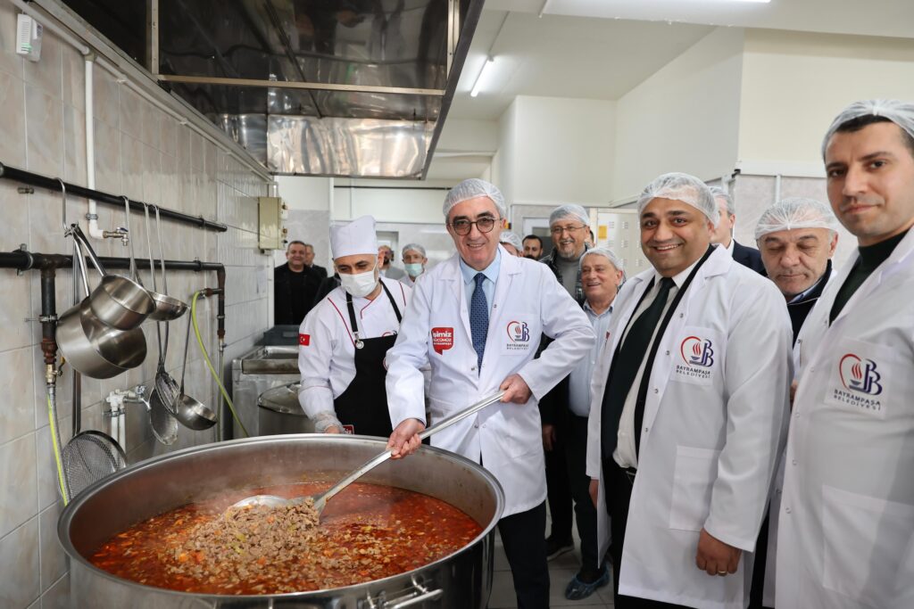 Bayrampaşa’da Aşevi Hizmeti Başladı!